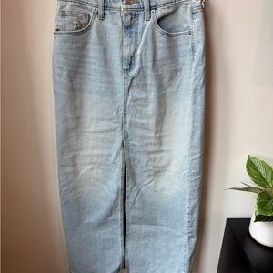Universal Thread Light Blue Denim Skirt